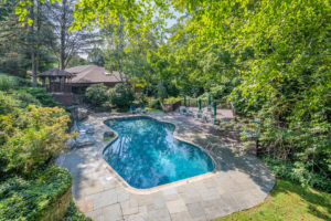 19 Canaan Close Pool